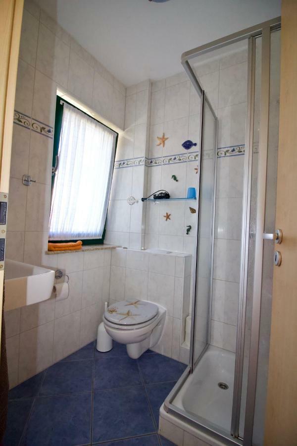 Ferienhaus Zum Findling Goehren  Exteriör bild